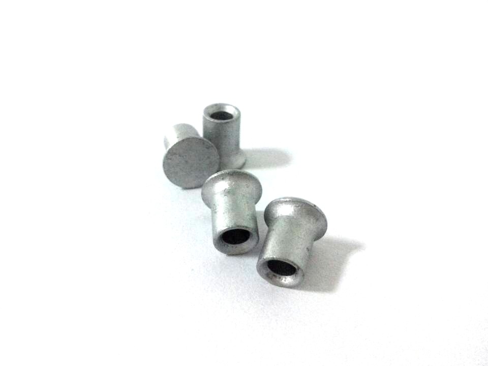 Alloy Steel 3.1mm Inside Hole Busbar Self Piercing Rivets Dacromet Finish